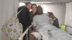 Seydou Seck Diaw y las dos sanitarias que lo auxiliaron