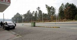 Los terrenos del futuro parque son colindantes con la AC-841 en la zona de Recesende.