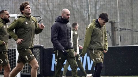 Claudio Gir�ldez desaca la importancia de que el Celta se mantenga estable en el triunfo y en la derrota.