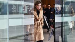 La edila Patricia Rodr�guez Clavi�o saliendo de los juzgados tras declarar por el accidente mortal del saltamontes en las fiestas de Matam�