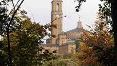 La Universidad Laboral desde el jard�n bot�nico