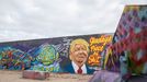 Un retrato de Donald Trump en un muro de Berln