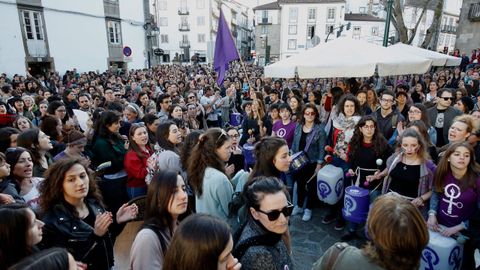 Concentracin en Santiago, con presencia mayoritaria de mujeres