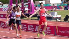 Adri�n Ben cruzando la l�nea de meta el pasado a�o como campe�n del Nacional de 1.500.