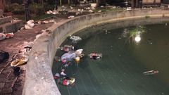 Basura generada por el macrobotell�n del d�a de todos los Santos del 2017