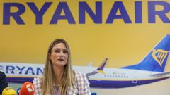 Ryanair cerrar su base de Santiago y cancelar todos los vuelos a Vigo y Tenerife Norte