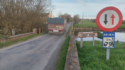 Estrechamiento en Ponte Vilar, sobre el Mio, en Castro de Rei