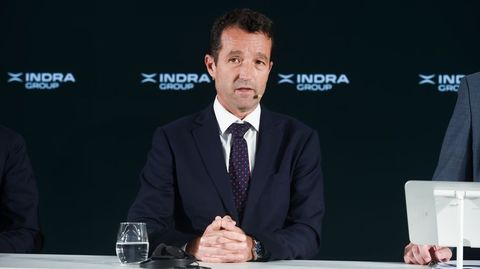 El presidente de Indra Group, �ngel Escribano, durante la rueda de prensa tras la presentaci�n de resultados