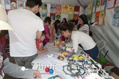 Os escolares son os divulgadores