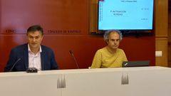 El concejal de Obras, Javier Fern�ndez, present� las nuevas intervenciones con el jefe del servicio municipal de Proxectos e Obras, Antonio Ranedo