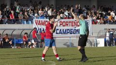 Imagen del duelo entre Porte�o y Sporting Zas el pasado jueves