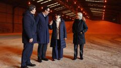 El presidente del Puerto de A Coru�a, el director de cadena de suministros del Grupo Nogar, la conselleira de Econom�a y la directora xeral del Igape