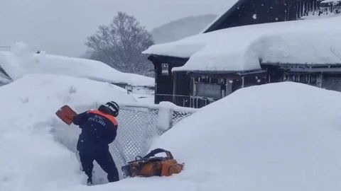 Imagen del Ministerio de Emergencias de Rusia�tras la fuerte nevada en Kamchatka