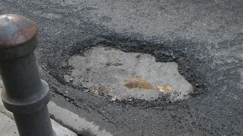 Bache en la r�a Fonte de Santo Antonio. 