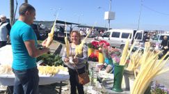 Rosal�a Vaamonde, en el mercado de Cambados