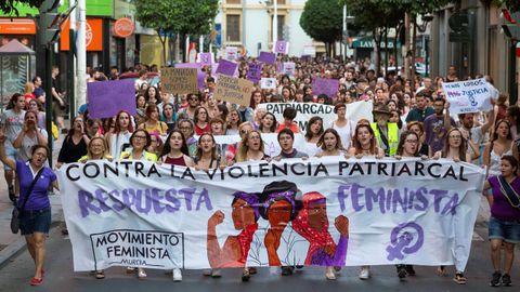 Manifestaci�n en Murcia contra el auto que deja en libertad a los miembros de La Manada