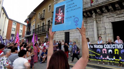 Concentraci�n en Ponferrada contra la libertad provisional de La Manada