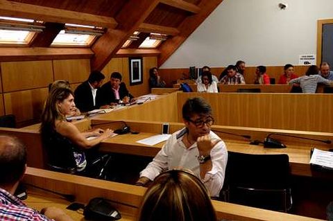 El pleno aclar� que el IBI de la Cidade do Moble no se pagar� por ahora. 