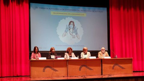 Inauguraci�n de la III Jornada Auton�mica de Enfermer�a del Principado de Asturias celebrada en el Auditorio de la Casa de Cultura de Avil�s.
