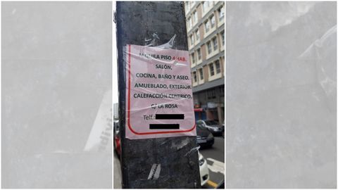 Entre los mtodos online de bsqueda de piso, sobreviven los tradicionales. El cartel de la imagen, anunciando el alquiler en una farola, fue visto en Ra Santiago de Chile.