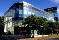Hasta junio del a�o pasado, la esquina del centro comercial la ocupaba Adolfo Dom�nguez.