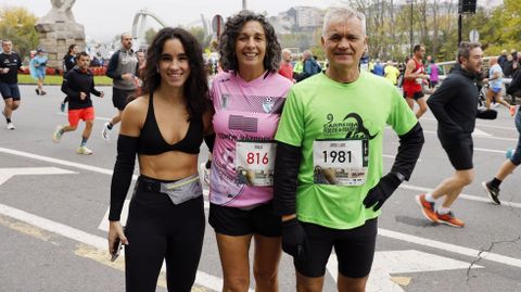 Miles de corredores participaron en la San Marti�o.