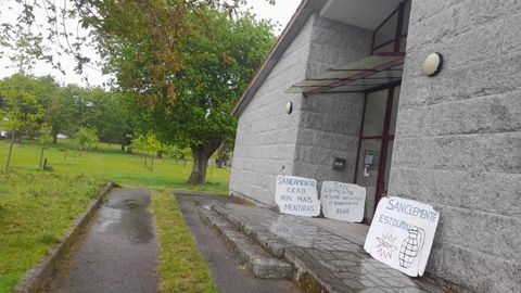 Carballeira y centro social del lugar de Igrexa, en la parroquia de San Clemente, en Caldas, donde este sbado tendr lugar una protesta vecinal