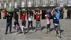 El buen tiempo y el alivio de restricciones atrae peregrinos a Santiago