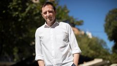 El escritor Ignacio Mart�nez de Pis�n acaba de presentar �Fin de temporada�