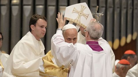 El papa Le�n XIV, a su llegada a la misa en la Sagrada Familia.