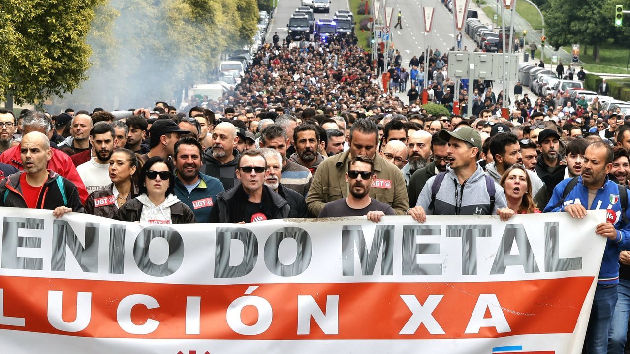 Los trabajadores se vuelcan con la huelga del metal en la segunda jornada con la industria del sur de Galicia paralizada