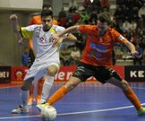 Quintela e Iago M�guez en el �ltimo derbi disputado en la capital. 