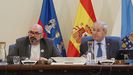 Efr�n Castro y Jos� Tom� durante el �ltimo pleno de la Deputaci�n de Lugo