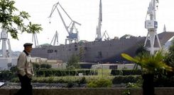 El �Adelaide� ser� botado ma�ana tras haber crecido en la grada m�s grande de Navantia en los �ltimos diecis�is meses.