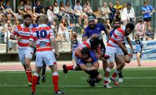 El Universidade perdi� ayer en su partido en Sant Cugat y buscar� remontar el s�bado en As Lagoas.