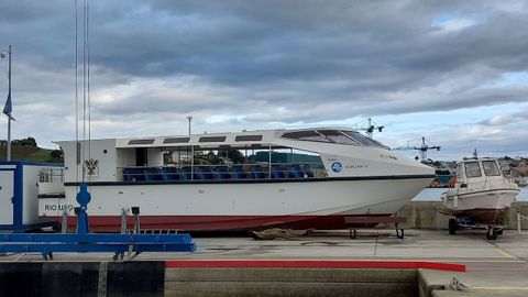 En todo este tiempo, la Diputaci�n de Toledo ha pagado m�s de 40.000 euros por tasas de ocupaci�n en el puerto de Ribadeo