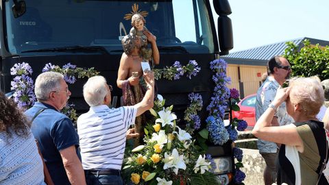 Misa de San Cristobal en la capilla de San Bartolom de Rianxo   bendicion de vehiculos y  procesin