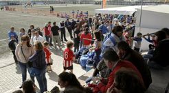 El campo de f�tbol cari��s se llena de jueves a domingo, entre las 10.30 y las 20 horas. 