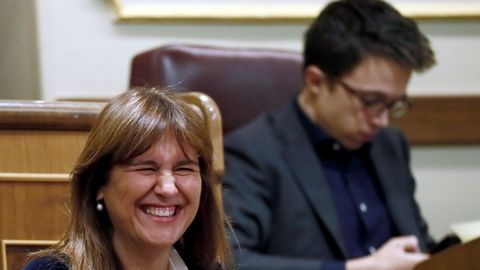 La diputada de JxCat, Laura Borrs, e igo Errejn, que no asisti a la sesin del sbado por estar enfermo