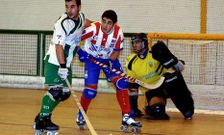 Gonzalo, marcado por Xavi D�az y ante la mirada del meta Arellano, fue el m�s destacado.