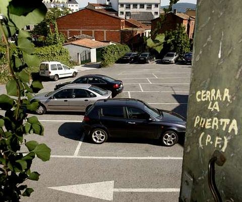 El PP cuestion� el coste de uno de los solares.