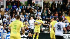 Lance del encuentro de la primera vuelta entre el Real Unin y el Deportivo