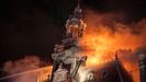 Incendio en el Ayuntamiento de Limoges (Francia) tras las protestas en el pa�s