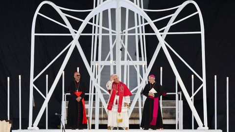 El papa en el estadio ol�mpico.