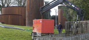 Las bombas de achique siguieron funcionando con el generador de las instalaciones, pero fue necesario recurrir a otro para el alumbrado. 