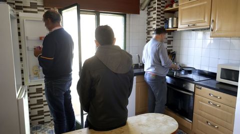 La cocina del programa Gran Hermano de Telecinco que se instal en un piso tutelado de Pontevedra, perteneciente a la asociacin Alba.