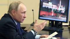Vladimir Putin, durante una videoconferencia desde su residencia de Novo-Ogaryovo, en las afueras de Mosc�