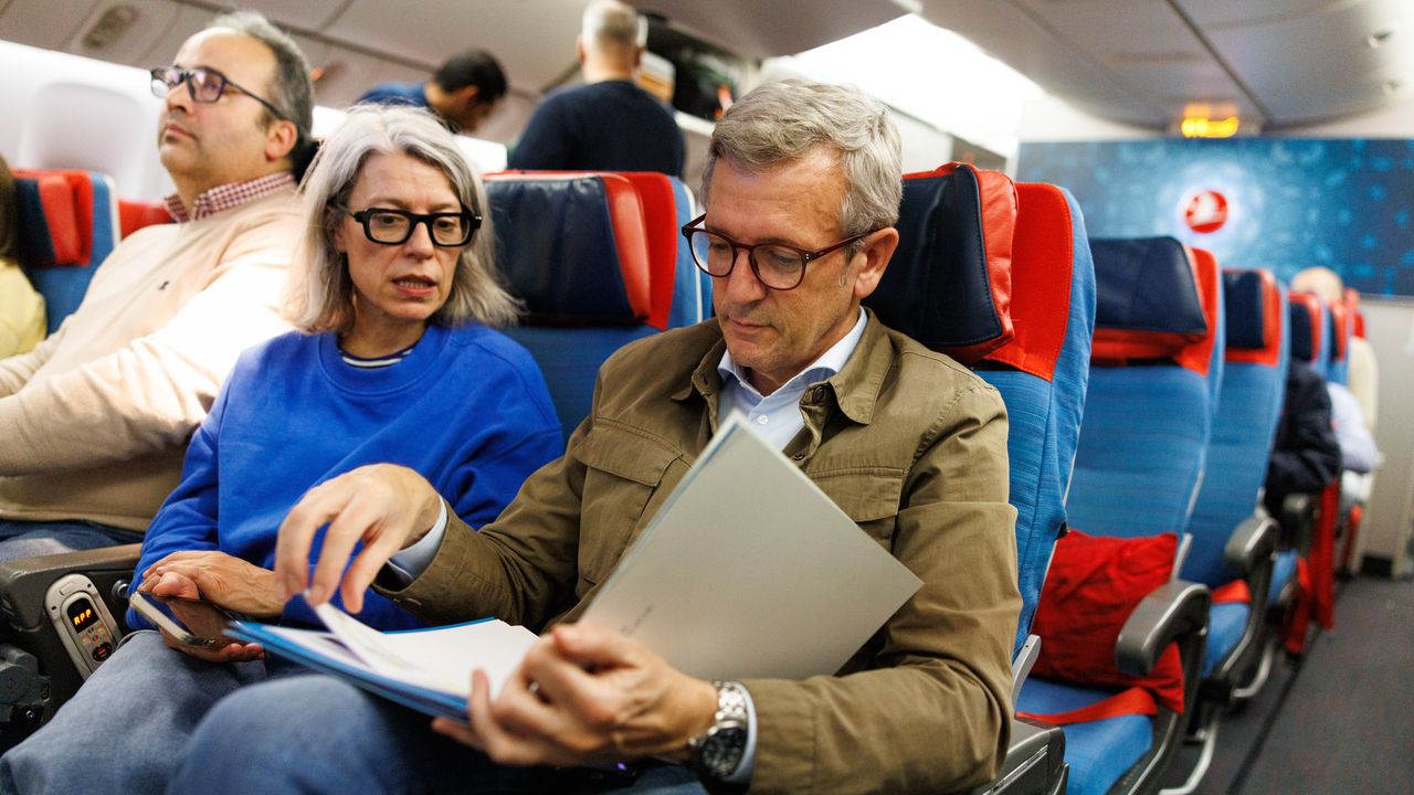 Rueda inicia su primer viaje a China, donde se entrevistará con el presidente del gigante SAIC Motors que proyecta su expansión a Europa