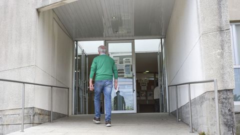 El centro de salud de Baltar, en Sanxenxo, y su PAC son los que más se refuerzan este verano en el área