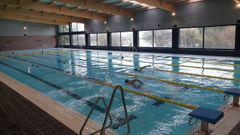 Piscina del complejo de Meicende.